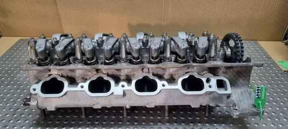 Mercedes-Benz S W220 Engine head R1130161601