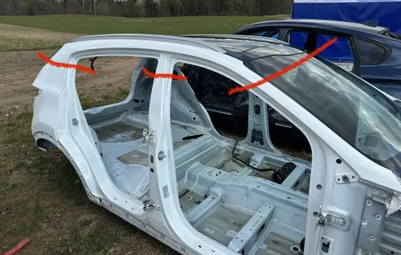 KIA Sportage Roof 