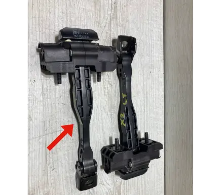 BMW X2 F39 Rear door check strap stopper 7461560