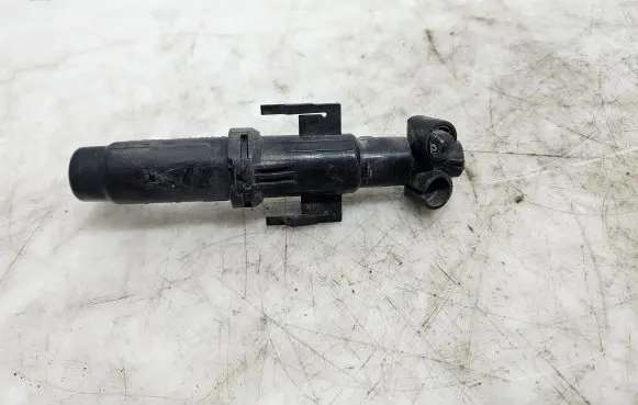 Mini Cooper Countryman R60 Headlight washer spray nozzle 1307030581