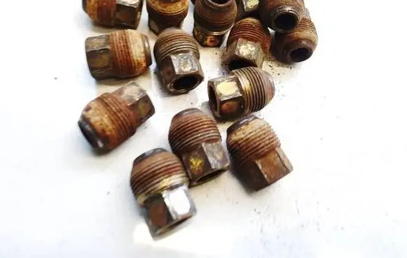 Nuts/bolts