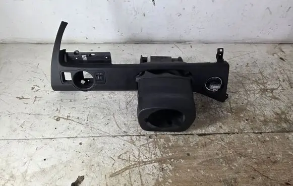 Volkswagen PASSAT B6 Steering wheel trim 