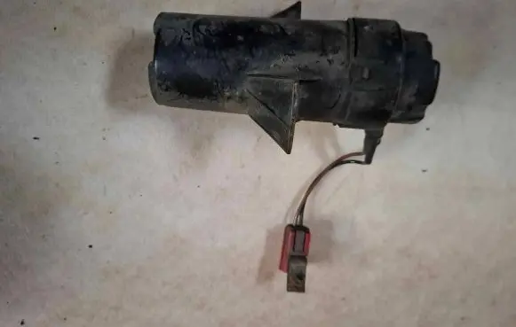 Jaguar XJ X308 Vacuum valve 