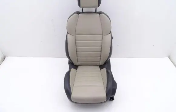 Peugeot 508 Front driver seat 