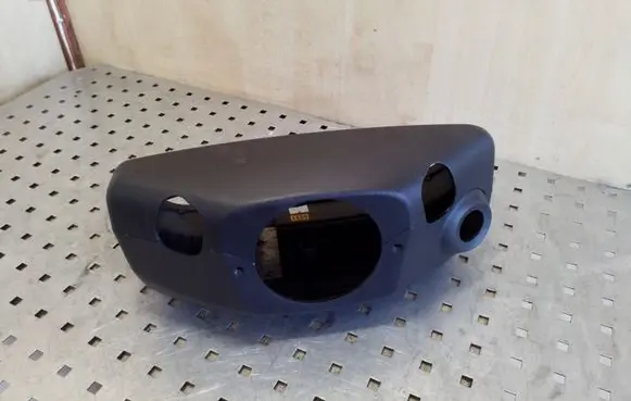 Steering wheel column trim