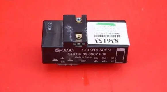 Volkswagen Cross Polo Relay mounting block 1J0919506M