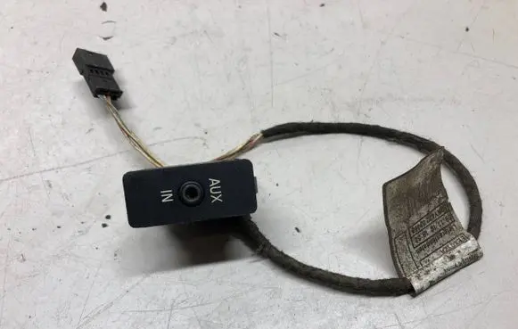 BMW X1 E84 AUX in-socket connector 
