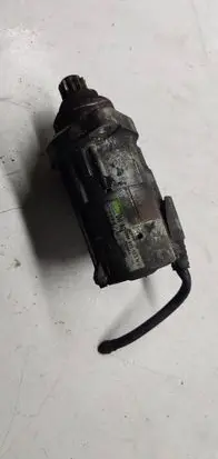 Volkswagen Golf V Starter motor 02m911023n