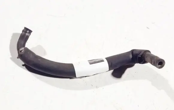 Mazda CX-7 Engine coolant pipe/hose