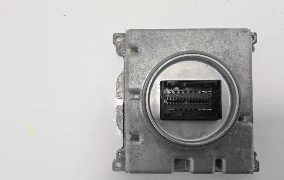 Audi Q7 4M Headlight ballast module Xenon 7PP941572A 7PP941572AA