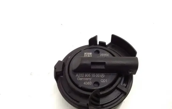 Mercedes-Benz GLC C253 Airbag deployment crash/impact sensor A2229051500