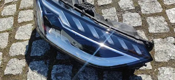 Audi A4 S4 B9 8W Headlight/headlamp 8W0941034D