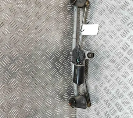 Nissan Titan Front wiper linkage and motor 288107S000