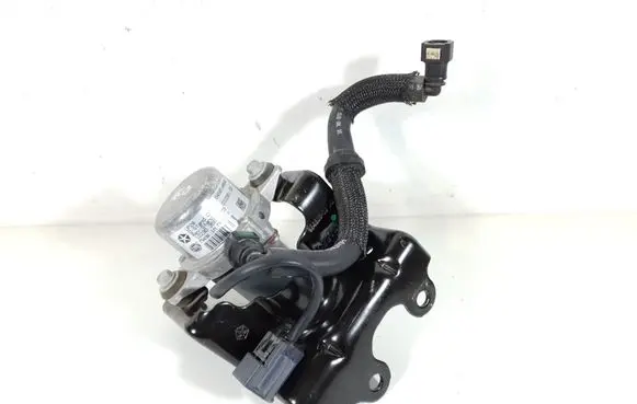 Dodge Challenger Vacuum pump 04581485AB