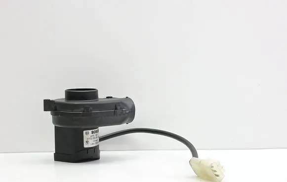 BMW 5 E39 Engine control unit/module fan 0130002831 129017451829