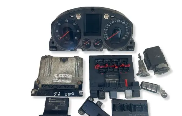 Volkswagen PASSAT B6 Engine ECU kit and lock set 03G906021NK 0281013440 1039S17241