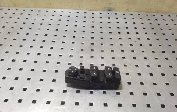 BMW 5 F10 F11 Electric window control switch 9238241