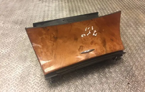 Mercedes-Benz E W211 Car ashtray 2116802852 A2116802852