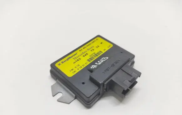 Mercedes-Benz ML W163 Transfer box differential control unit A1635457932