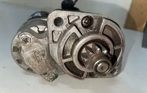 KIA Cerato Starter motor 253068