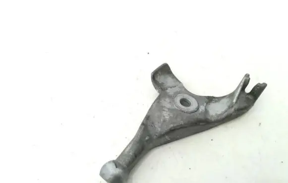 Mercedes-Benz C AMG W204 Engine mounting bracket a6460780641