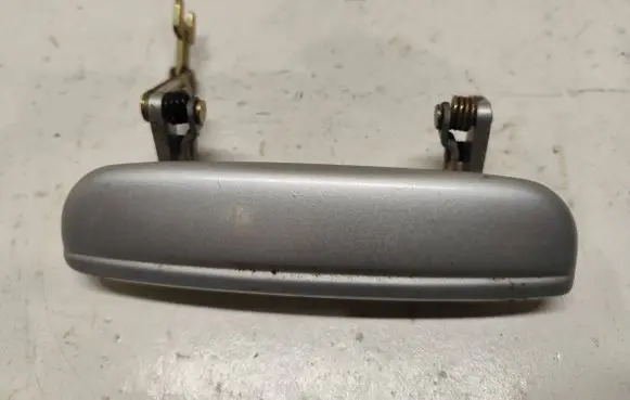 Subaru Impreza I Tailgate release/open handle 