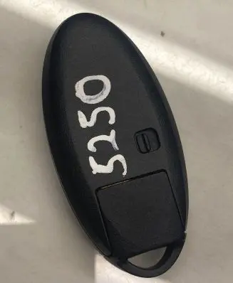 Nissan X-Trail T32 Ignition key/card 