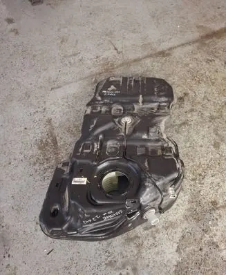 Hyundai Santa Fe Fuel tank 31100s1900