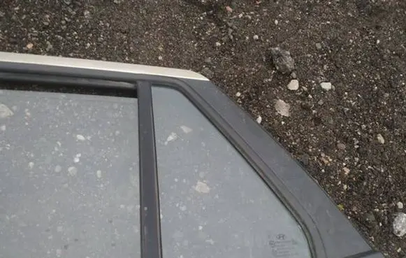 Hyundai Santa Fe Rear vent window glass AS2