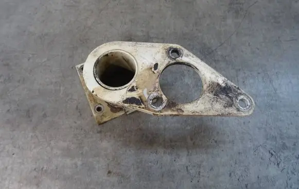 Renault Messenger Power steering pump mounting bracket 