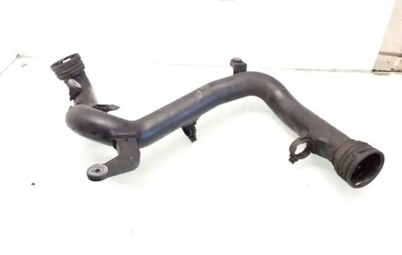Volkswagen Jetta V Intercooler hose/pipe