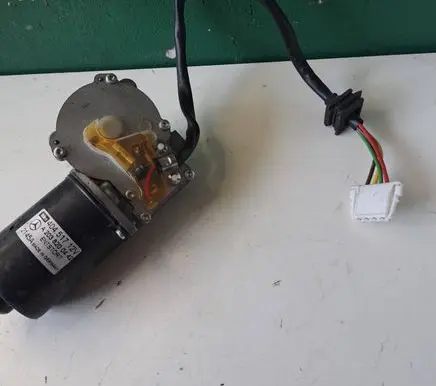 Mercedes-Benz C W203 Wiper motor A2038200442 2145A
