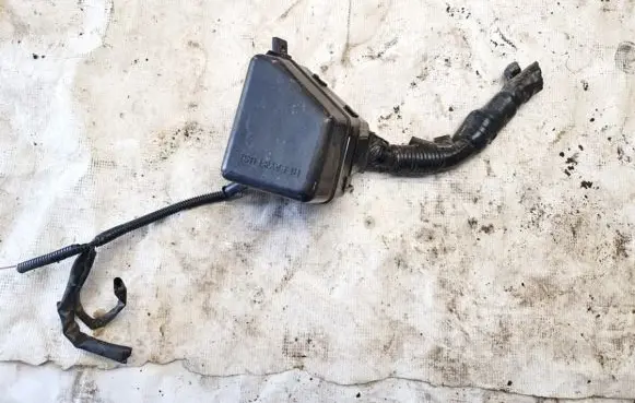 Toyota Avensis T220 Fuse box set 69983
