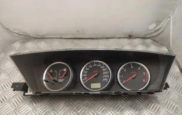 Nissan Primera Speedometer (instrument cluster) BV014
