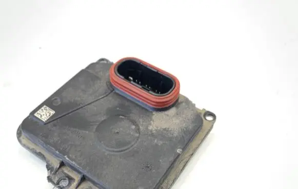 Audi A4 S4 B9 8W Voltage converter/converter module 4M0907397AC