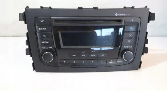 Radio/GPS head unit trim