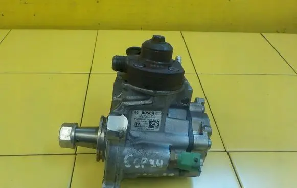 Jaguar XF X250 Fuel injection high pressure pump 9X2Q9B395CA