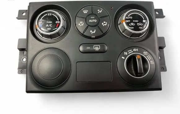Suzuki Grand Vitara II Interior fan control switch 3951065J91