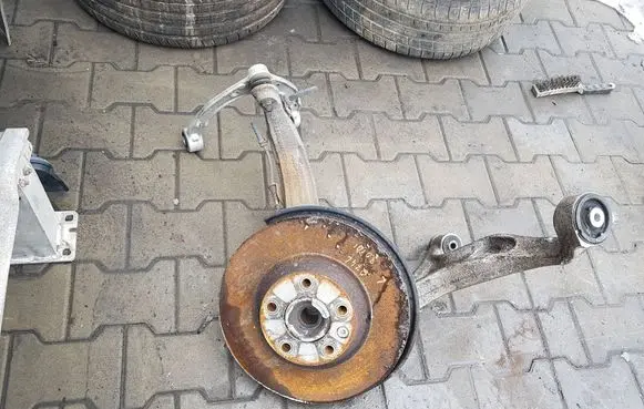 Audi Q7 4L Front wheel hub 7P6407245AXAUTOPX 7P6407245A