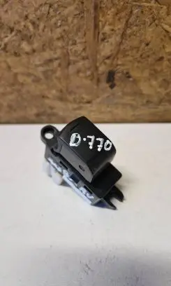Subaru XV Electric window control switch