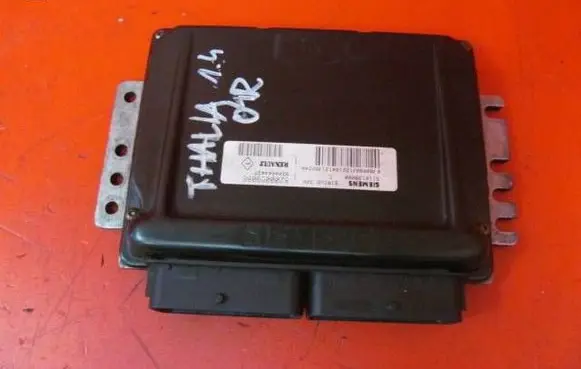 Renault Thalia I Engine control unit/module 8200059086 8200044437 S110138000