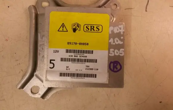 Peugeot 107 Airbag control unit/module 891700H050 212388110