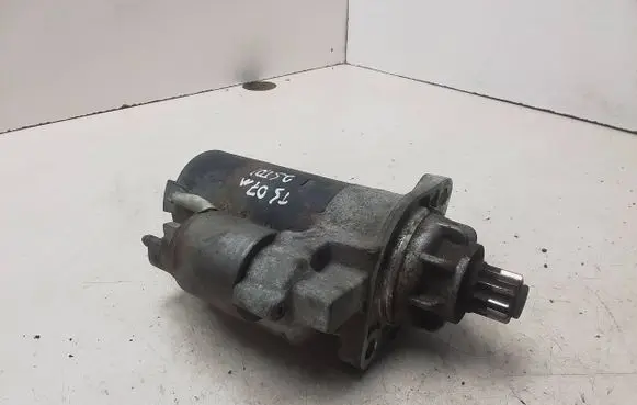 Volkswagen Transporter - Caravelle T5 Starter motor 1005831423