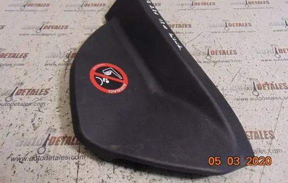 Mercedes-Benz E W212 Dashboard side end trim A2126800507