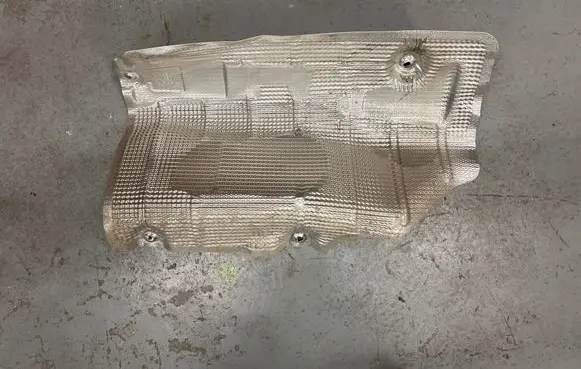 Opel Mokka B Exhaust heat shield 9824324580