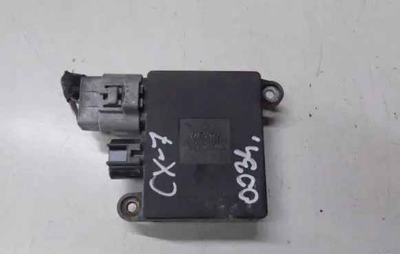 Mazda CX-7 Coolant fan relay 4993003400
