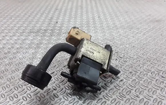 Mercedes-Benz ML W163 Turbo solenoid valve 52793101