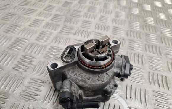 Vacuum pump