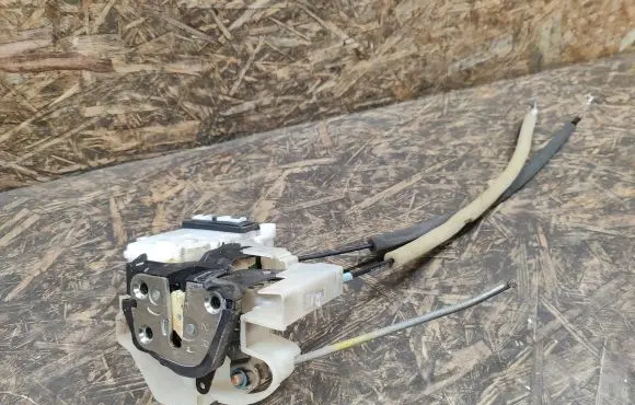Mazda CX-9 Front door lock