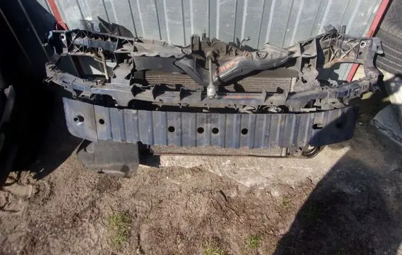 Toyota RAV 4 (XA40) Front piece kit 